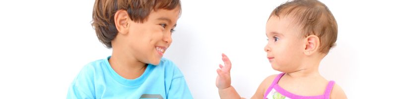 Может ли женщина забеременеть сразу от двух мужчин-близнецами?